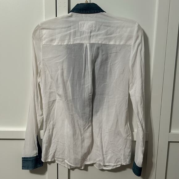 BCBG Generation Button Down Denim and White XS - Picture 2 of 2